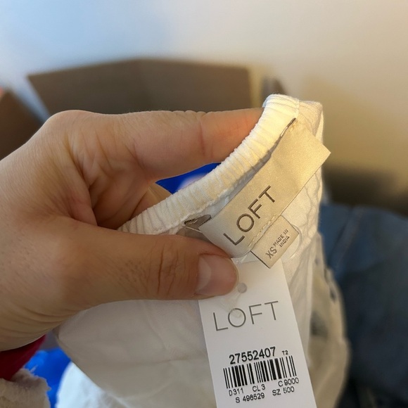 Nwt Loft White Embroidered Puff Eyelet Sleeve Cottagecore Blouse - Picture 4 of 5